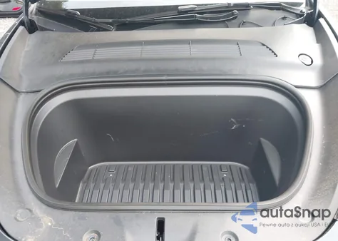 2025 Tesla Model Y Long Range Dual Motor All-Wheel Drive from USA, damaged, VIN 7SAYGDEE3SA356523